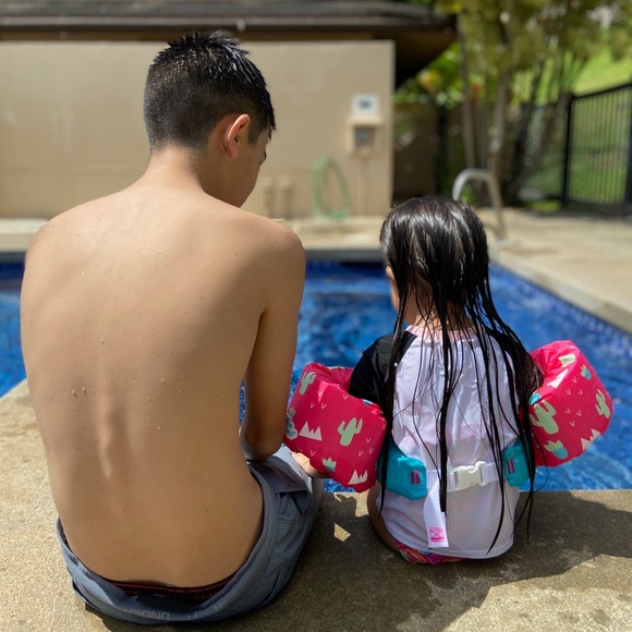 Meet your Posher, Amalia - Picture 4 of 5